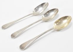 THREE HALLMARKED SILVER VICTORIAN & EDWARDIAN SERVING SPOONS