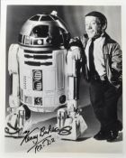 STAR WARS - KENNY BAKER (1934-2016) - SIGNED 8X10