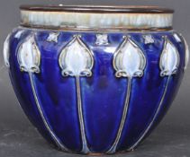 EARLY 20TH CENTURY DOULTON LAMBETH ART NOUVEAU VASE