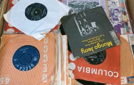LARGE PRIVATE COLLECTION OF 45'S / SINGLES RECORDS 300+