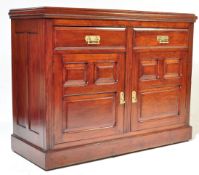 19TH CENTURY VICTORIAN MAHOGANY SIDEBOARD DRESSER