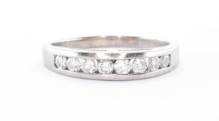 10CT WHITE GOLD & DIAMOND HALF ETERNITY RING