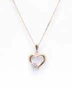 9CT GOLD & DIAMOND PENDANT NECKLACE