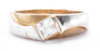 9CT GOLD AND WHITE STONE TWO TONE RING