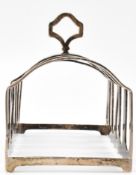 EARLY 20TH CENTURY SILVER HALLMARKED TOAST RACK
