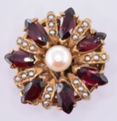 9CT GOLD GARNET & PEARL BUTTON HOLE STUD