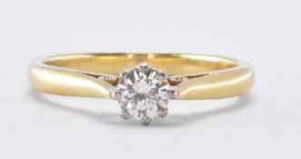 18CT GOLD & DIAMOND SOLITAIRE RING