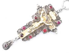 17TH CENTURY SILVER & RED STONE RELIQUARY PENDANT