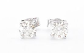 14CT WHITE GOLD & DIAMOND STUD EARRINGS