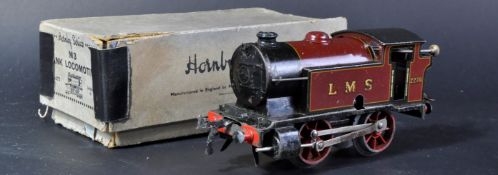ORIGINAL VINTAGE HORNBY O GAUGE CLOCKWORK LOCOMOTIVE