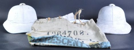 COLLECTION OF ASSORTED MILITARY ITEMS IN KIT BAG