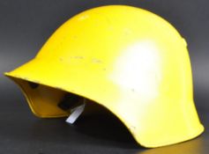 VINTAGE SWISS / SWITZERLAND STEEL FIREFIGHTING HELMET