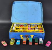 ORIGINAL VINTAGE MATCHBOX VINYL CARRY CASE WITH DIECAST CARS
