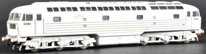 LIMITED EDITION HELJAN HO / 00 GAUGE MODEL RAILWAY DIESEL LOCOMOTIVE