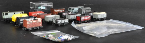 COLLECTION OF GRAHAM FARISH & PICO N GAUGE ROLLING STOCK