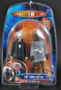 DOCTOR WHO - CHARACTER OPTIONS - THIRD DOCTOR FIGURE