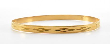 VINTAGE GOLD BANGLE BRACELET