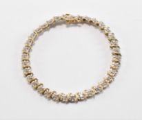 HALLMARKED 9CT GOLD & DIAMOND LINE BRACELET