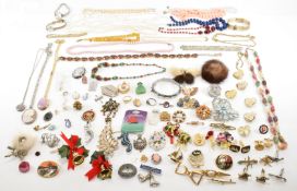 COLLECTION OF COSTUME JEWELLERY & WATCHES
