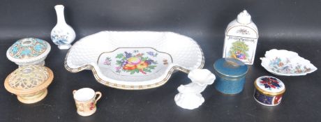 COLLECTION OF ROYAL WORCESTER CHINA ITEMS