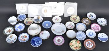 VINTAGE FRANKLIN MINT PORCELAIN SAUCERS