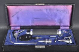 OF MEDICAL INTEREST - VINTAGE 20TH CENTURY GOWLANDS OPTHALMASCOPE
