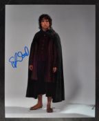 ELIJAH WOOD - LORD OF THE RINGS - AUTOGRAPHED 8X10