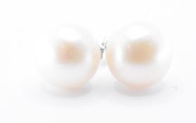 PAIR OF CULTURED PEARL STUD EARRINGS