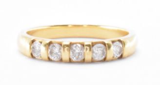 HALLMARKED 18CT GOLD & DIAMOND FIVE STONE RING
