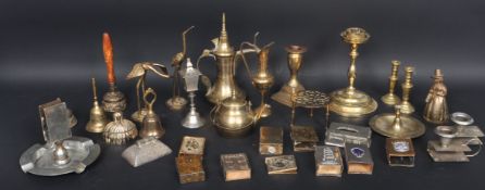 COLLECTION OF VINTAGE 20TH CENTURY BRASSWARE