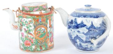 19TH CENTURY CHINESE BLUE & WHITE & CANTON TEAPOT