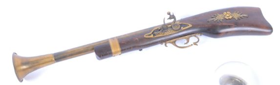 COLELCTION OF VINTAGE 20TH CENTURY REPLICA WEAPONS