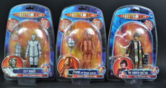 DOCTOR WHO - CHARACTER OPTIONS - 4TH DOCTOR RELATED ACTION FIGURES
