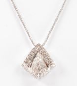 18CT WHITE GOLD & DIAMOND PENDANT NECKLACE