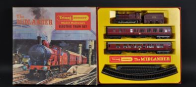 VINTAGE TRIANG HORNBY 00 GAUGE ELECTRIC TRAINSET ' THE MIDLANDER '