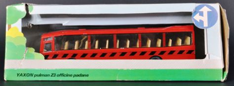 VINTAGE ITALIAN YAXON MADE 1/43 SCALE DIECAST PULMAN COACH