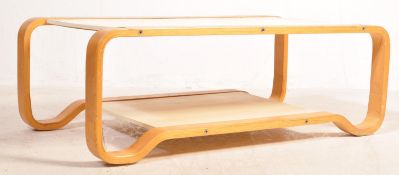 A RETRO VINTAGE CIRCA 1960S BENTWOOD COFFEE TABLE