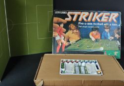 VINTAGE PARKER STRIKER 5-A-SIDE TABLE TOP FOOTBALL BOARD GAME