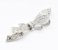 ART DECO DIAMOND BROOCH PIN