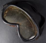 PAIR OF VINTAGE BRITISH ARMY DESERT COMBAT GOGGLES