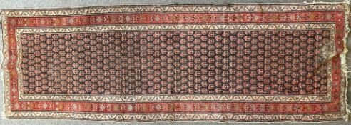 VINTAGE 20TH CENTURY PERSIAN ISLAMIC FLOOR CARPET