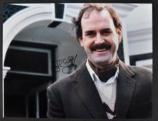 JOHN CLEESE - FAWLTY TOWERS - 11X14
