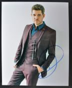 MICHAEL BUBLE - SINGER - AUTOGRAPHED 8X10