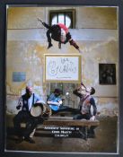 COLDPLAY - CHRIS MARTIN - SKETCH & AUTOGRAPH DISPLAY - AFTAL