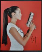 ANGELINA JOLIE - TOMB RAIDER - AUTOGRAPHED 8X10