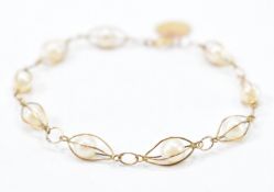 VINTAGE GOLD & SIMULATED PEARL BRACELET