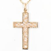 GOLD CRUCIFIX PENDANT NECKLACE