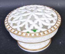 A VICTORIAN GRAINGER WORCESTER CHINA POTPOURRI BOX - CIRCA 1890
