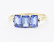 HALLMARKED 9CT GOLD & TANZANITE RING