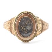 VICTORIAN ANTIQUE 9CT GOLD SIGNET RING
